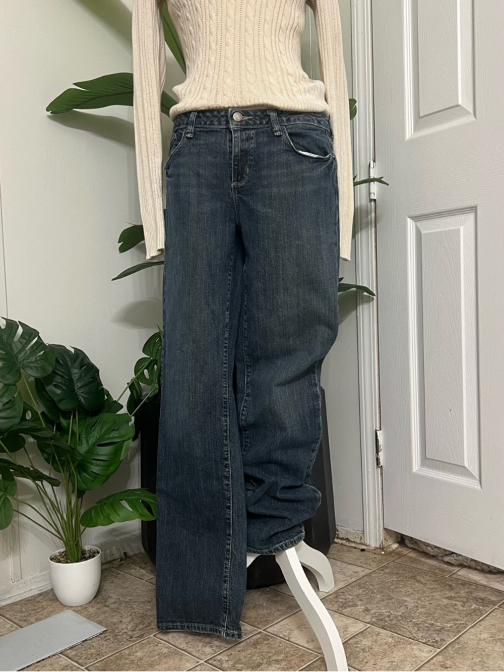 Tommy Hilfiger Vintage 2006 Women's Dark Blue Straight Leg Jeans